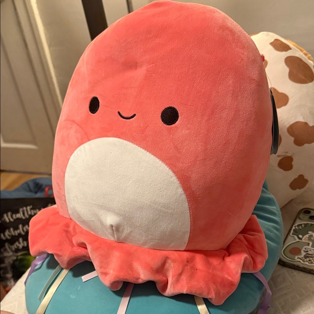 Squishmallows Selema Pink Large Jellyfish - Picture 3 of 7